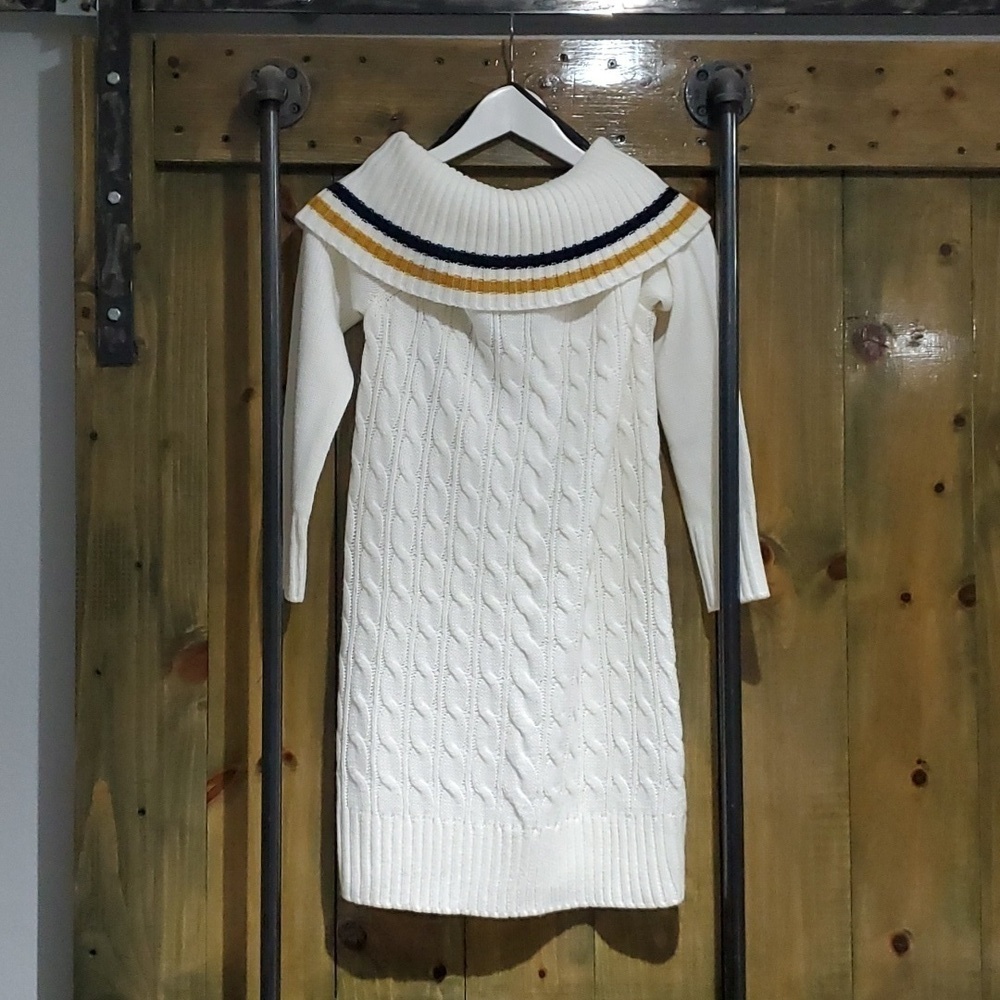 F21 RIBBED COWL NECK SWEATER SIZE MEDIUM